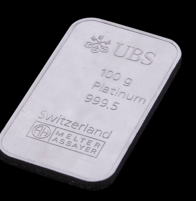 UBS Platinum 100g - liggande